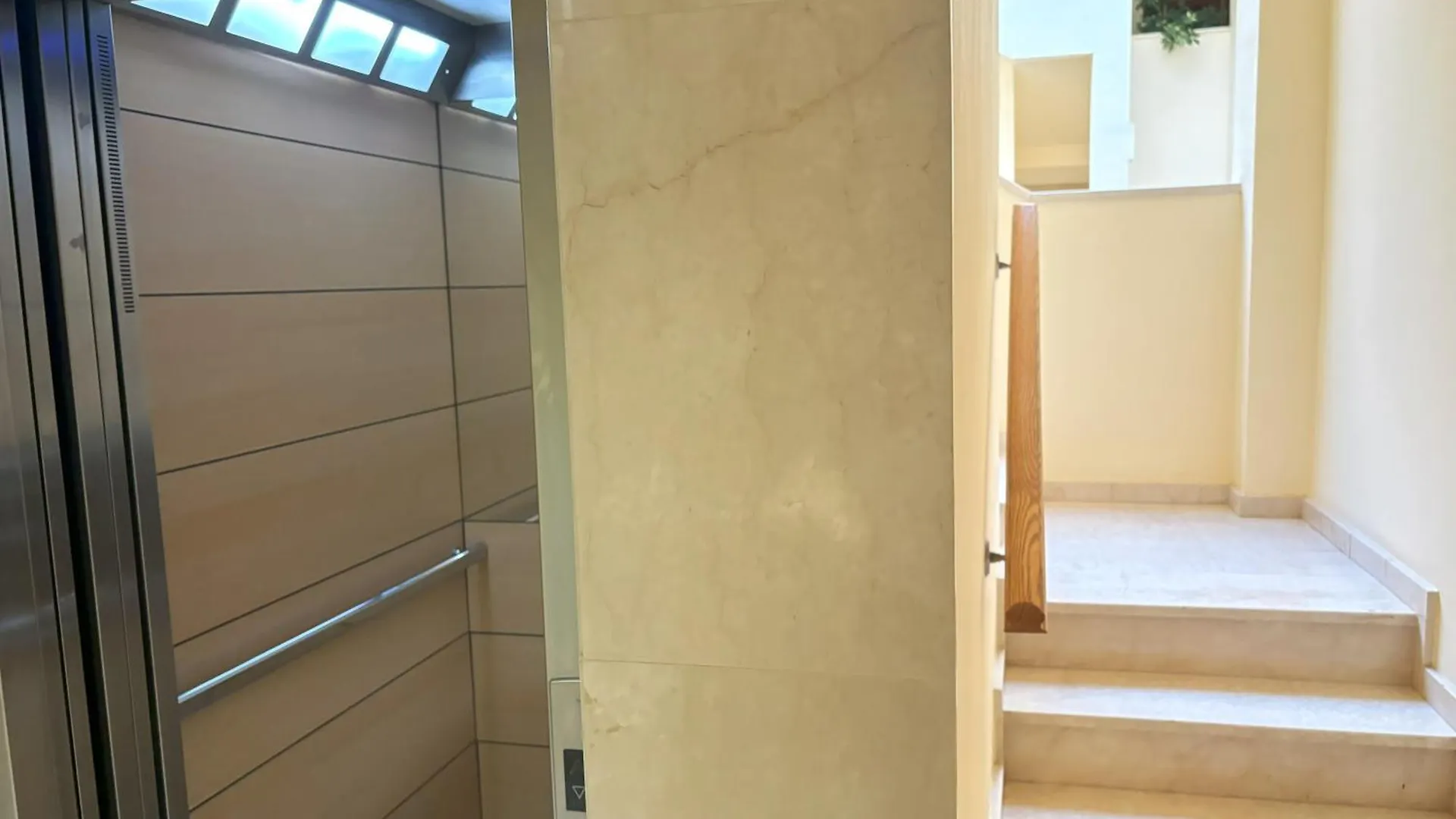 Διαμέρισμα Evans Realty Bf Parking & Piscina & Terraza Fuengirola